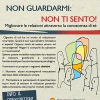 Non guardarmi: non ti sento!